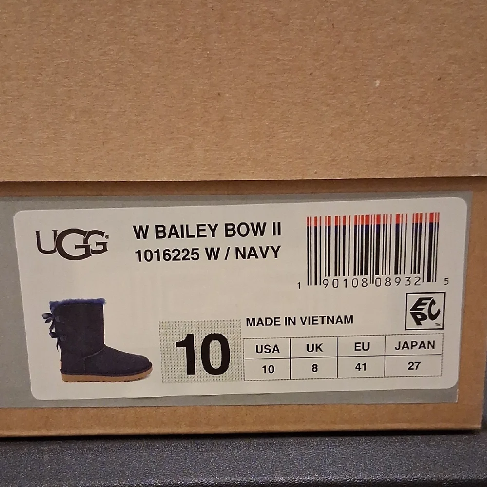 UGG Women's Blue Winter Boots with Bows - Picture 3 of 14
